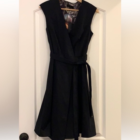 Ted Baker London Sigorni Wrap Dress Size US 6 / Ted Size 2 - Picture 8 of 8
